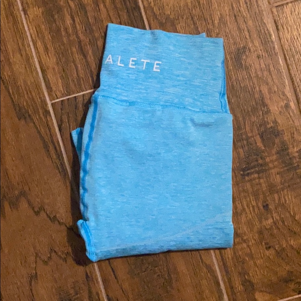 alphalete leggings